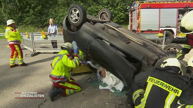 Auf Streife - Die Spezialisten - Auf Streife - Die Spezialisten - Baustopp