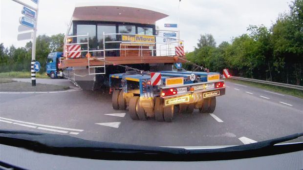 Achtung Kontrolle - Mittwoch: Hausboot Auf Großer Reise